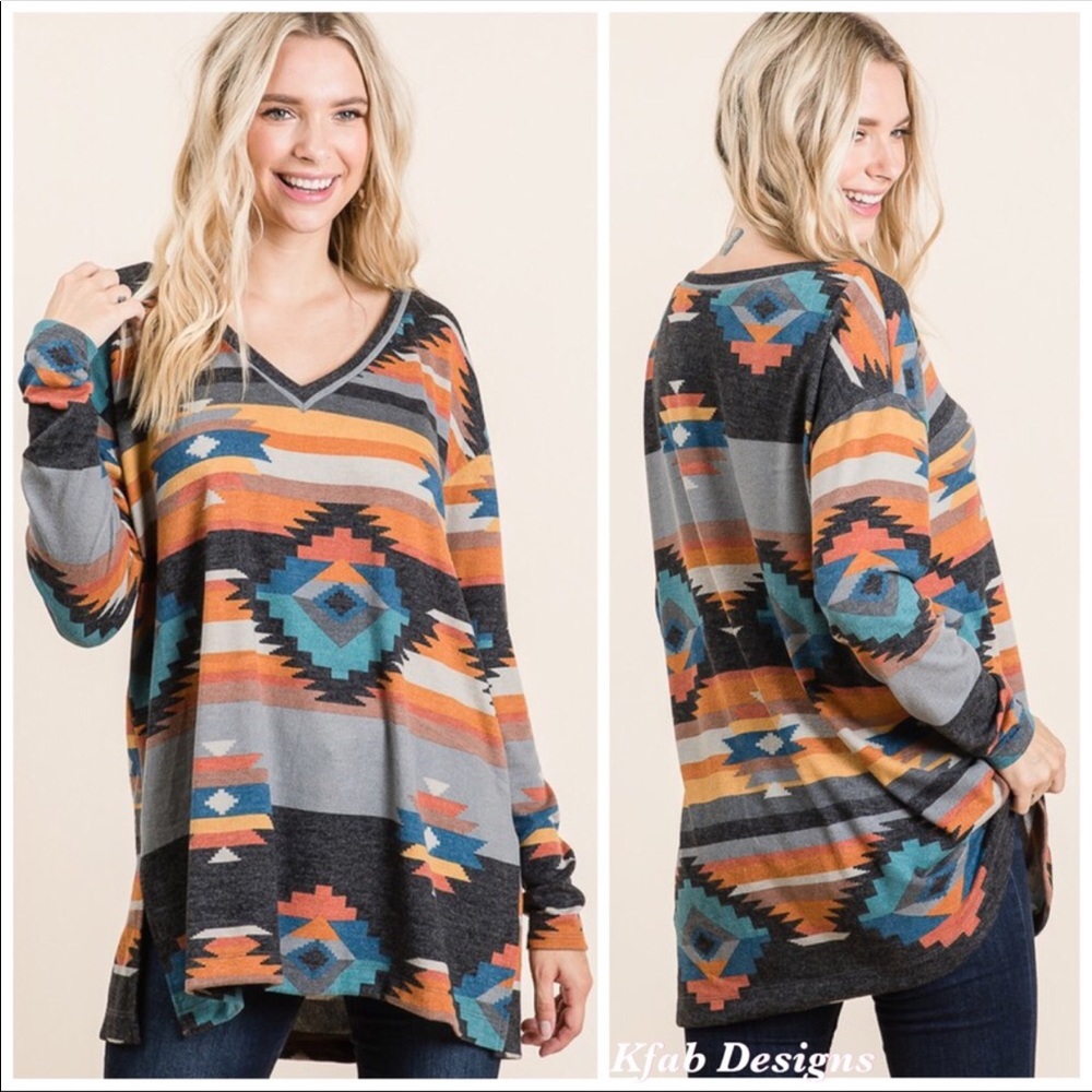 Gorgeous🌵Southwest motif sweater w/v neck -soft💙